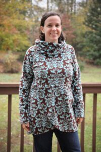 Lisse Cowl and Hoodie - PatternNiche.com
